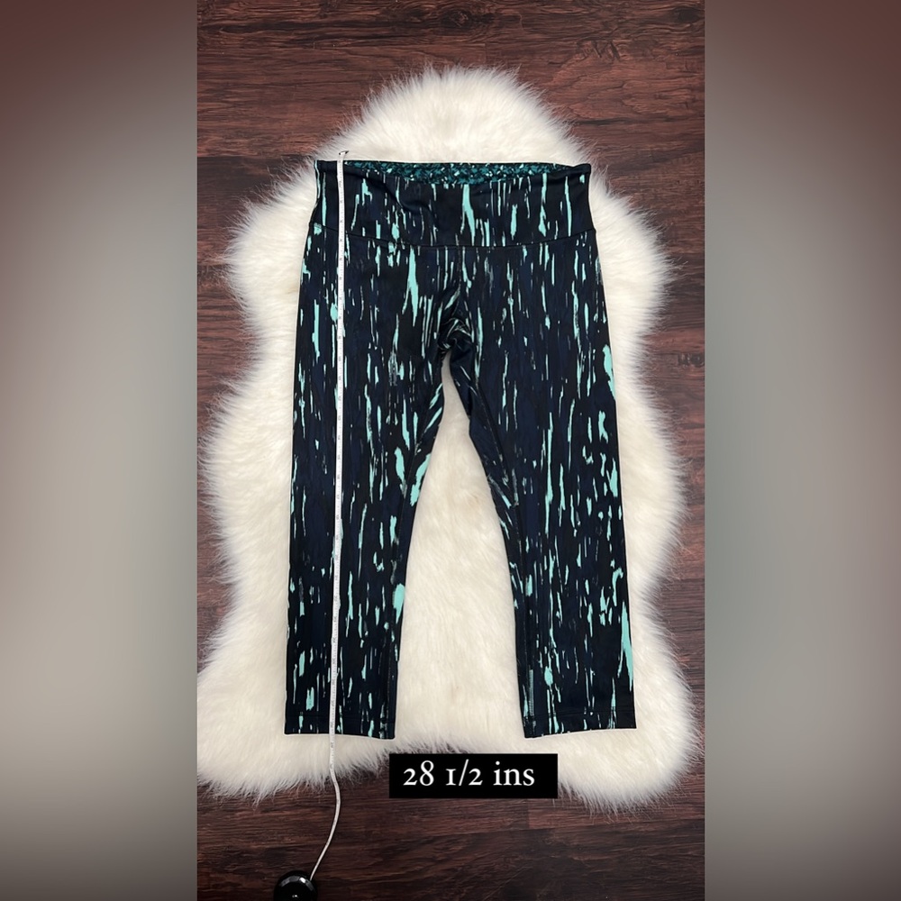 Lululemon Legging - Picture 2 of 6